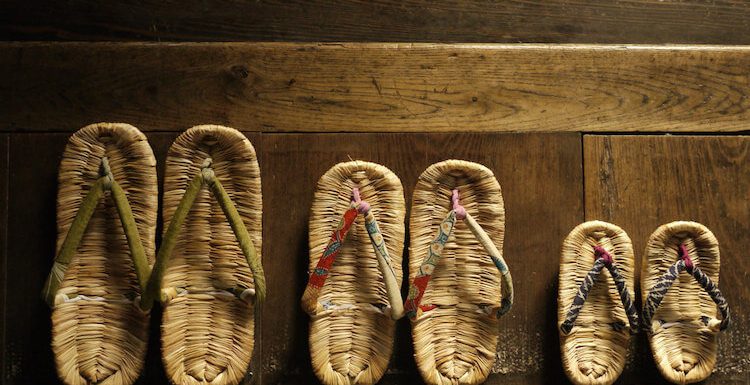 Mengenal Sandal Tradisional Jepang